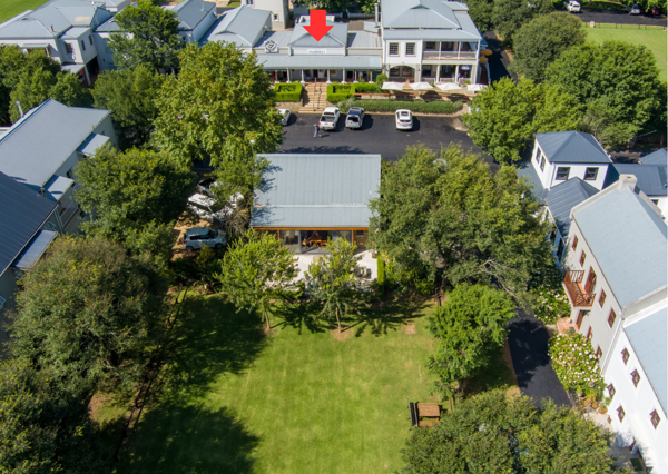 99 m² Commercial space