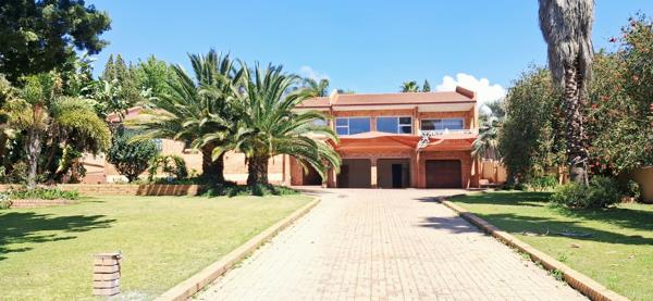 5 Bedroom House