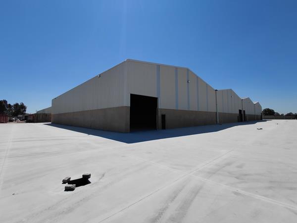 1 050 m² Industrial space