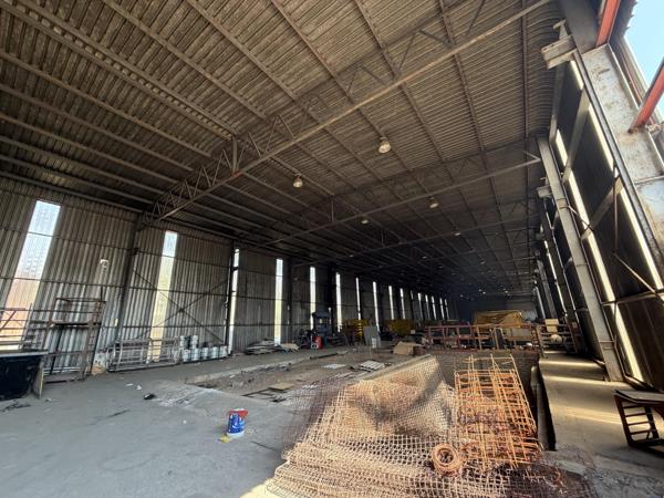 9 900 m² Industrial space