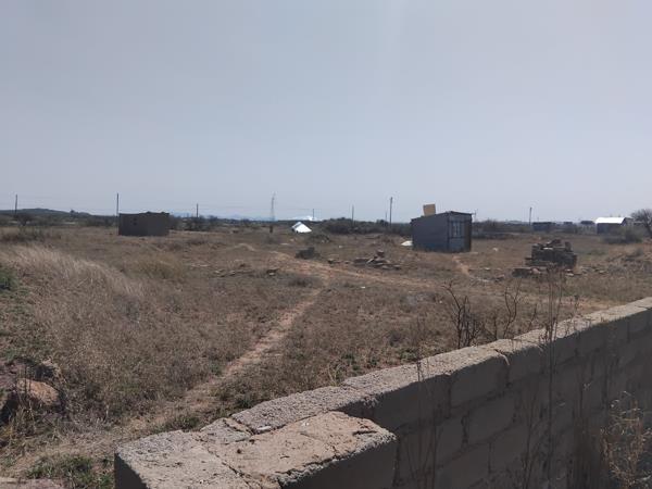 3 500 m² Land