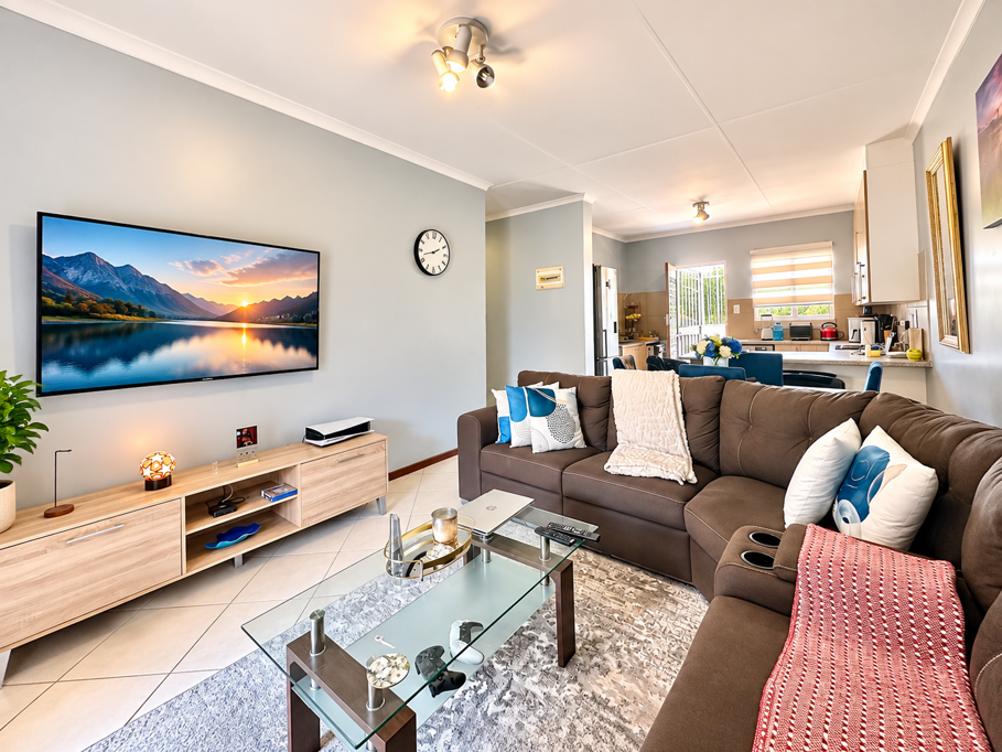 3 Bedroom Apartment