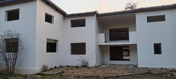 5 Bedroom House