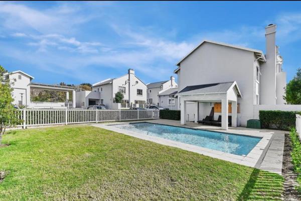 3 Bedroom Townhouse