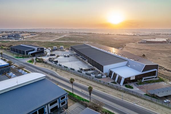 11 114 m² Industrial space