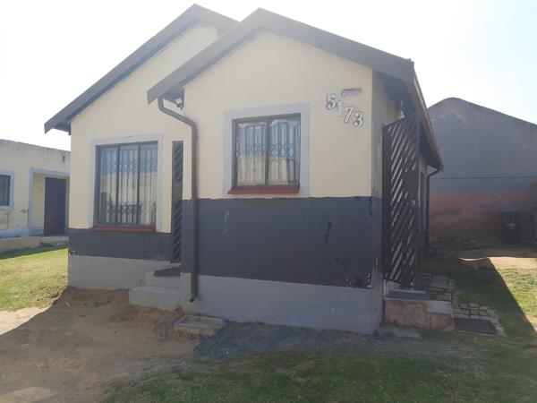 2 Bedroom House