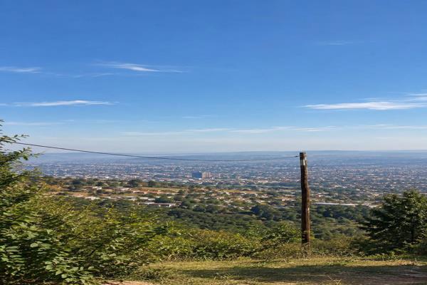 546 m² Land