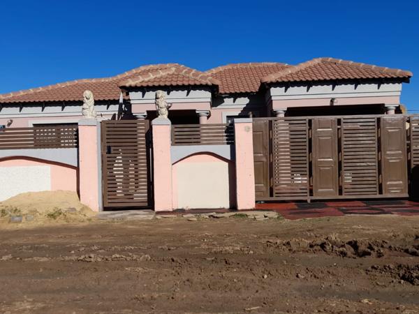4 Bedroom House