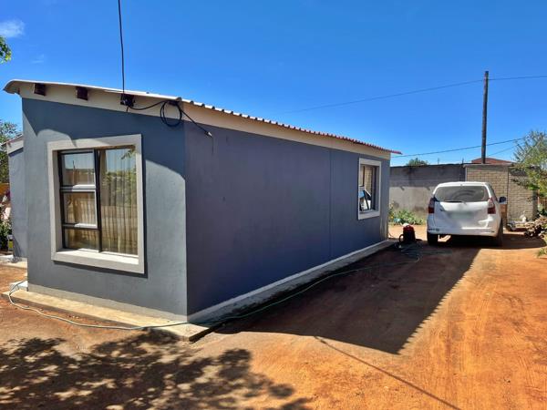 2 Bedroom House