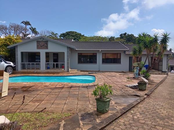 6 Bedroom House