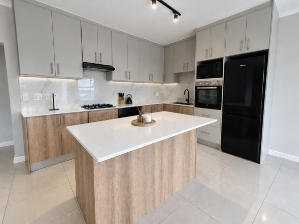 3 Bedroom Apartment