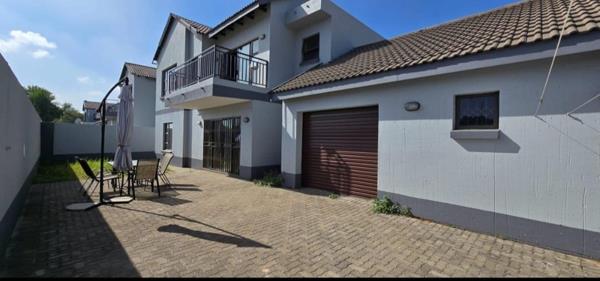 4 Bedroom Townhouse