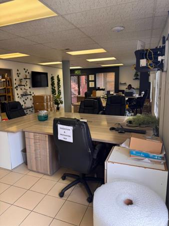 140 m² Office Space