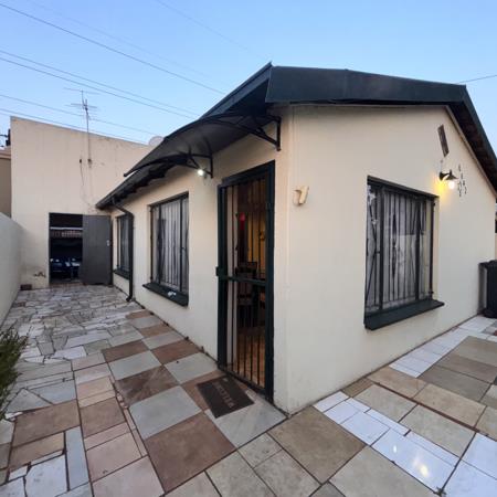 2 Bedroom House