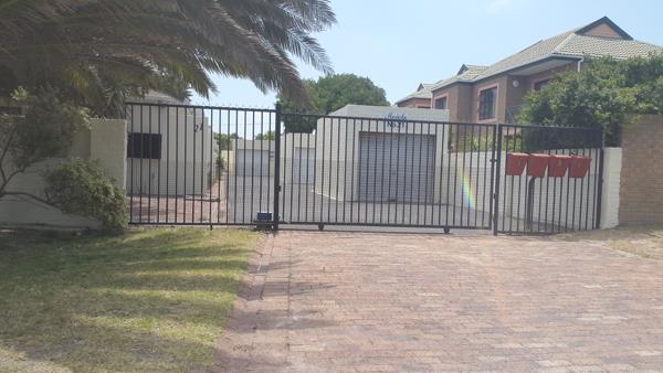 2 Bedroom Simplex