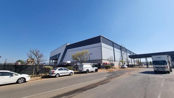 9 909 m² Industrial space