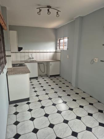 1 Bedroom House
