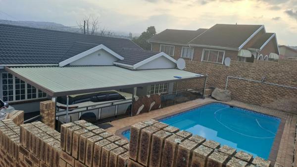 4 Bedroom Townhouse