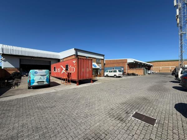 2 094 m² Industrial space