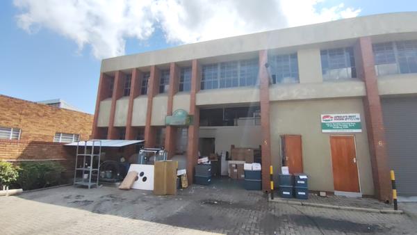 320 m² Industrial space