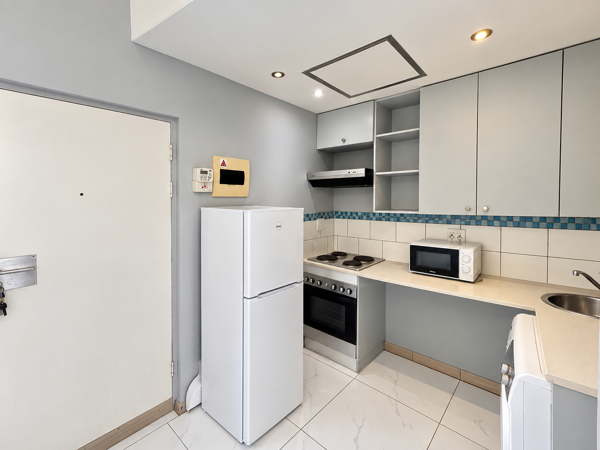 Studio Apartment