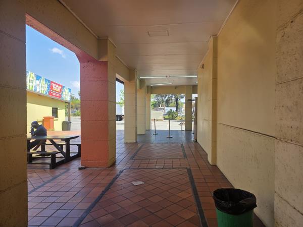 140 m² Commercial space