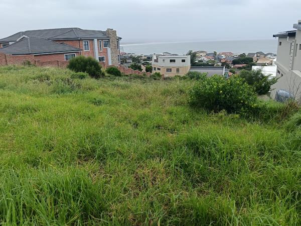 1 504 m² Land
