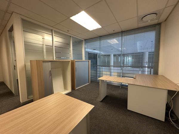 66 m² Commercial space