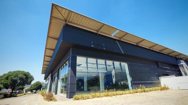 3 621 m² Commercial space