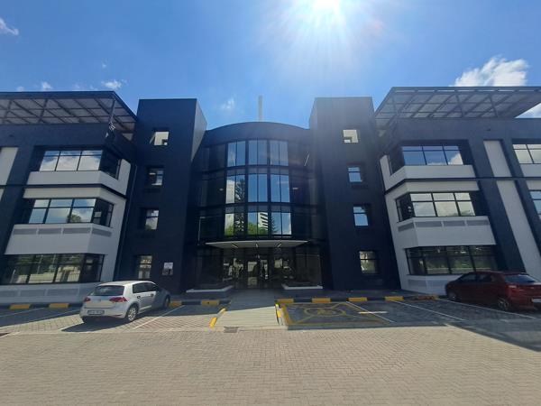 1 505 m² Commercial space