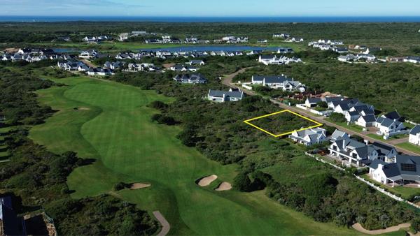 1 123 m² Land
