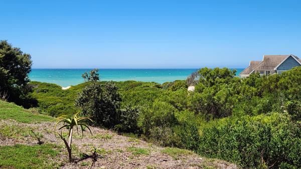 694 m² Land