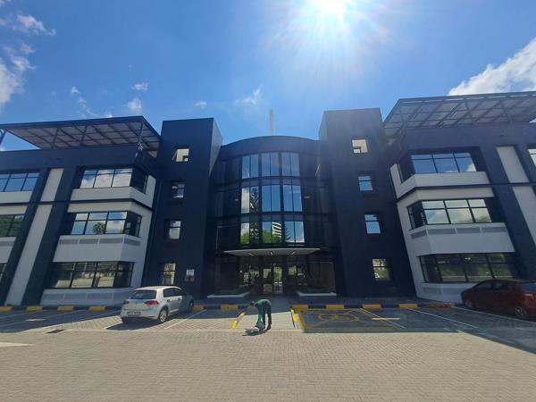 461 m² Commercial space