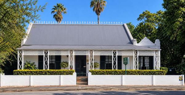 455 m² Commercial space