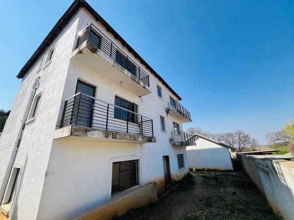 18 Bedroom House