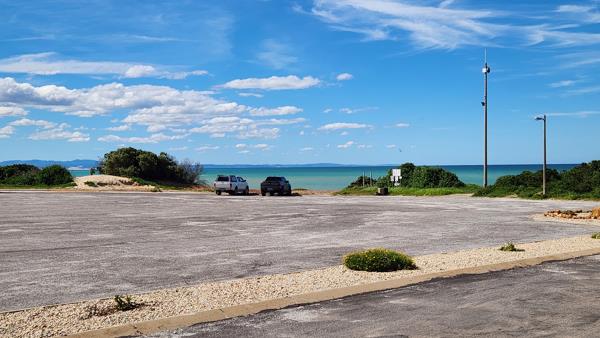 721 m² Land