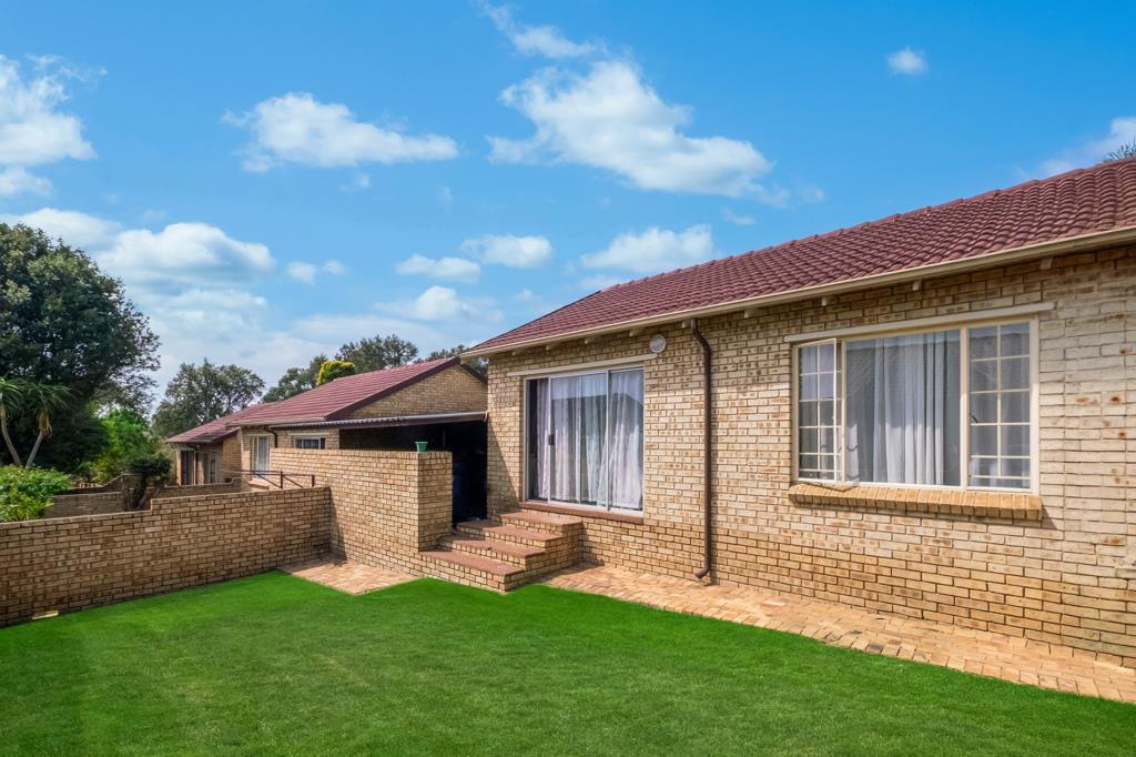 2 Bedroom Simplex