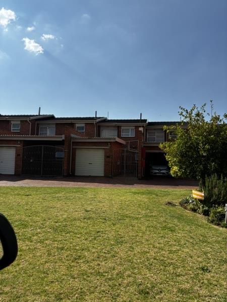 2 Bedroom Duplex