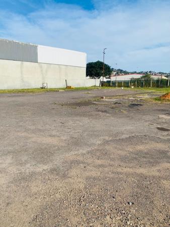 3 500 m² Land