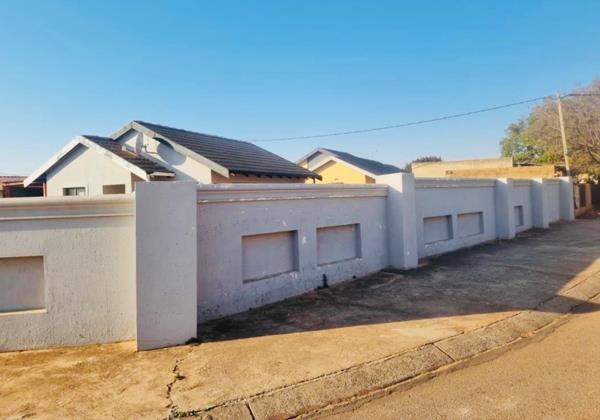 2 Bedroom House