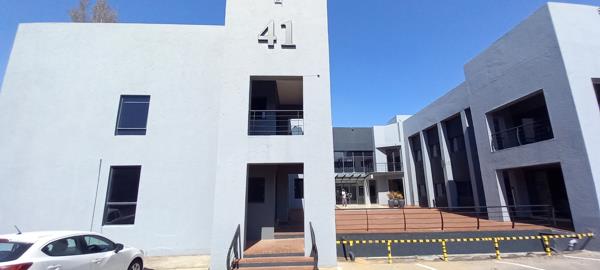 199 m² Commercial space