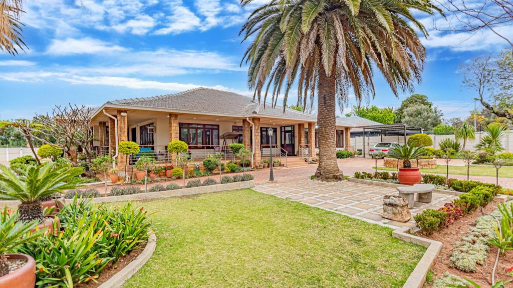 4 Bedroom House