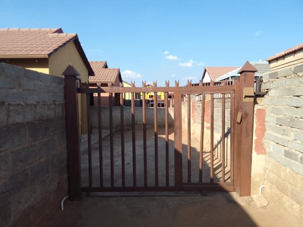 2 Bedroom House