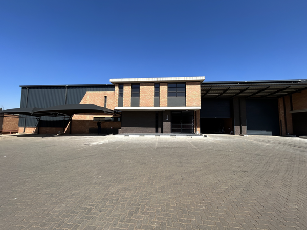 840 m² Industrial space