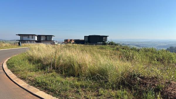 983 m² Land