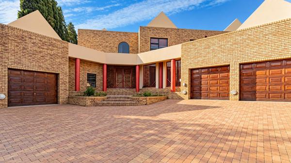 5 Bedroom House