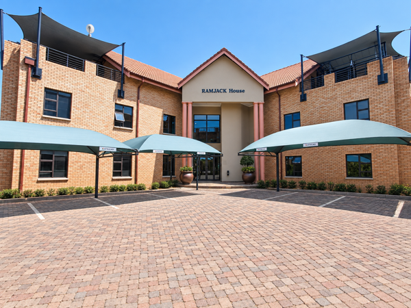 150 m² Commercial space