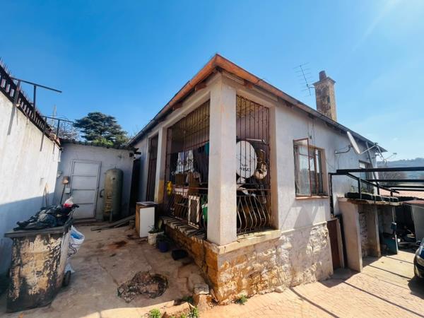 18 Bedroom House