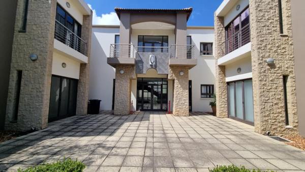 140 m² Office Space