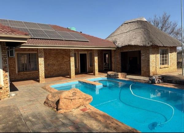 5 Bedroom House